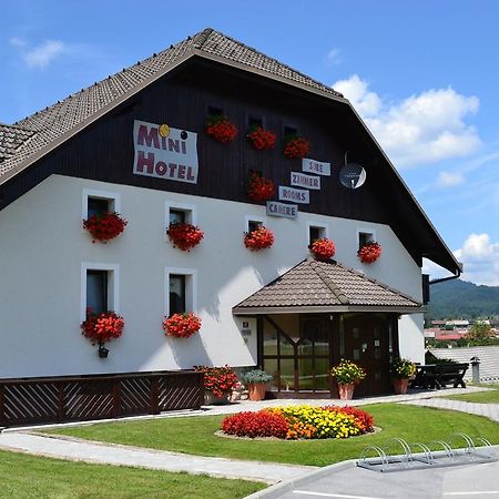Mini hotel Шкофья-Лока Экстерьер фото