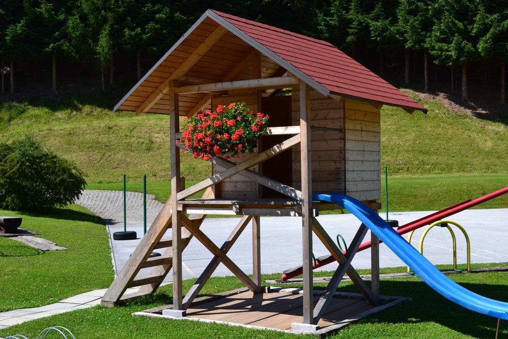 Mini hotel Шкофья-Лока Экстерьер фото