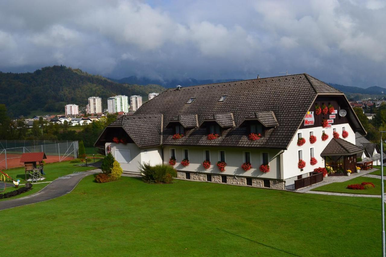 Mini hotel Шкофья-Лока Экстерьер фото