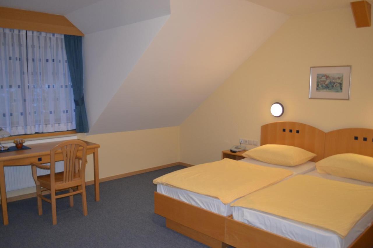 Mini hotel Шкофья-Лока Экстерьер фото
